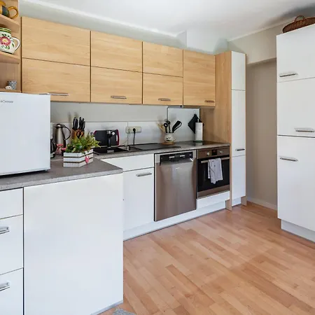 Efzeglueck Mit Pool Appartement